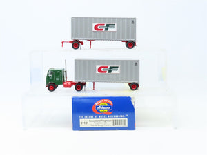 HO Athearn 91131 CF Consolidated Freightways Freightliner w/2 28' Wedge Trailers