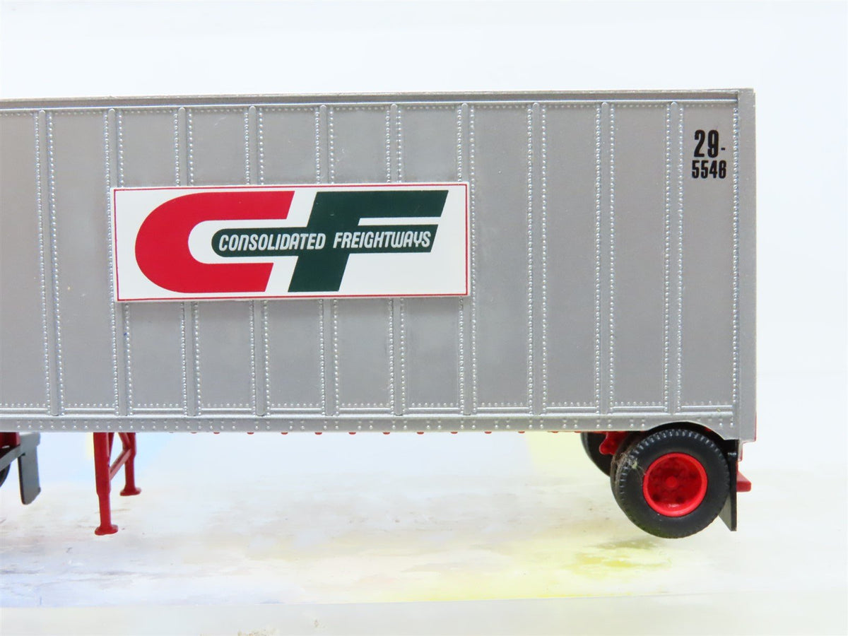 HO Athearn 91131 CF Consolidated Freightways Freightliner w/2 28&#39; Wedge Trailers