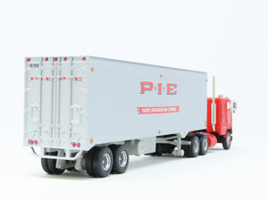 HO Scale Athearn 91092 PIE Pacific Intermountain Express Freightliner w/Trailer
