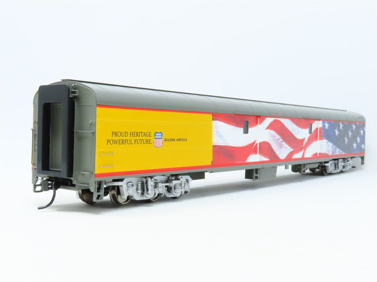 HO Walthers Proto 920-9200 UP Heritage Series &quot;American Flag&quot; Baggage Passenger