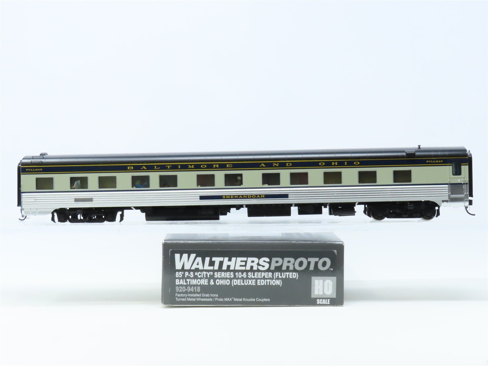 HO Walthers Proto 920-9418 B&O Baltimore & Ohio Sleeper Passenger "Shenandoah"