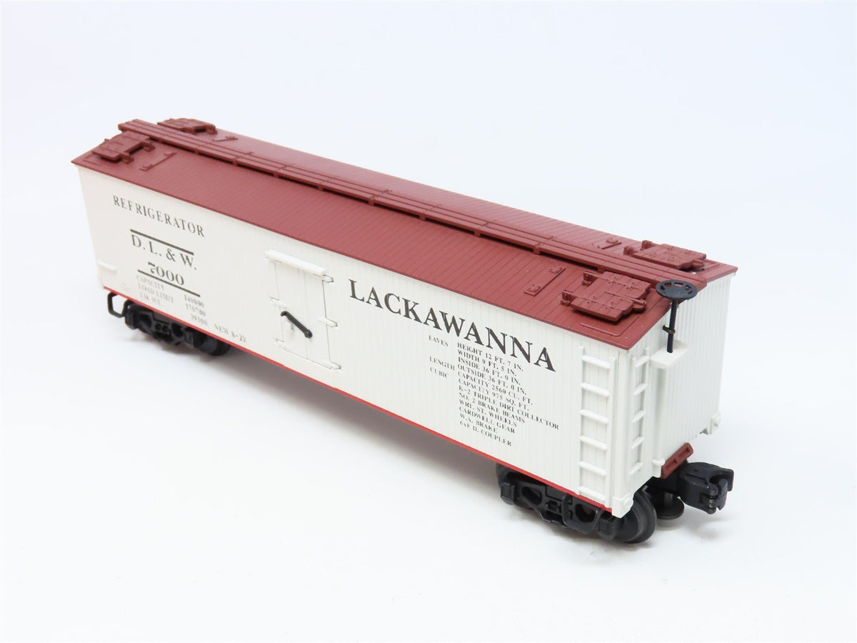 O Gauge 3-Rail Lionel 6-51301 DL&amp;W Lackawanna Wooden Reefer #7000