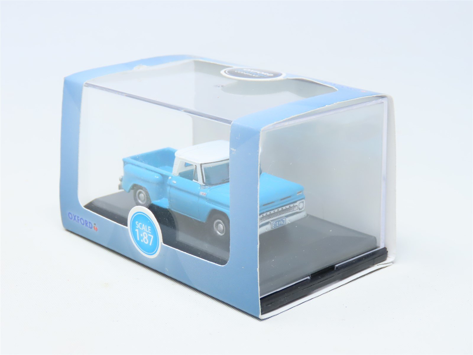 HO 1/87 Scale Oxford #87CP65001 1965 Chevrolet Stepside Pick Up Light Blue/White