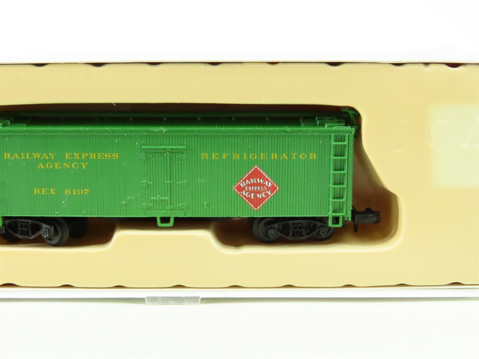 N Scale Con-Cor REX Railway Express Agency Refrigerator Car #6107