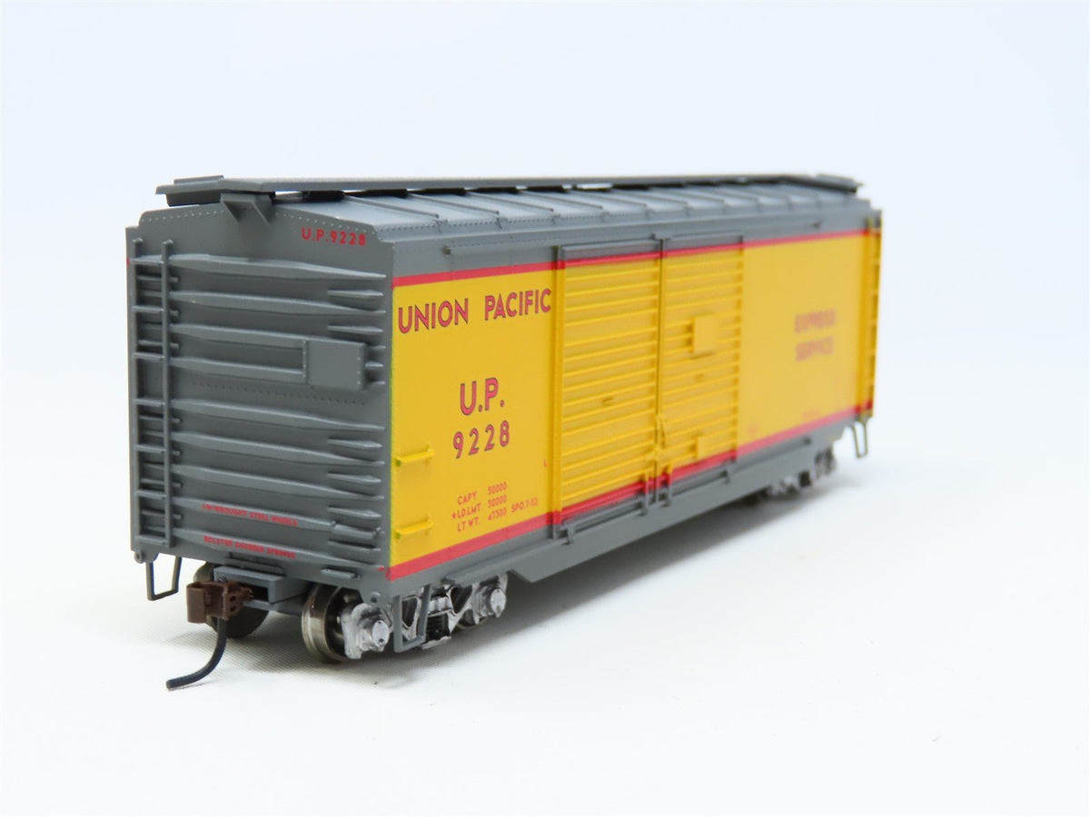 HO Scale Athearn 70888 UP Union Pacific 40&#39; Double Door Express Car #9228