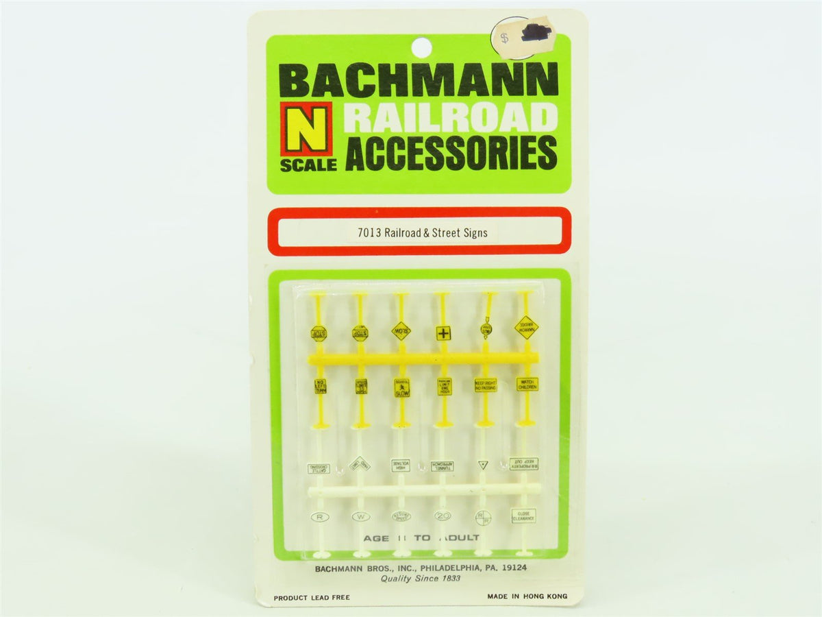 N 1/160 Scale Bachmann #7013 Railroad &amp; Street Signs