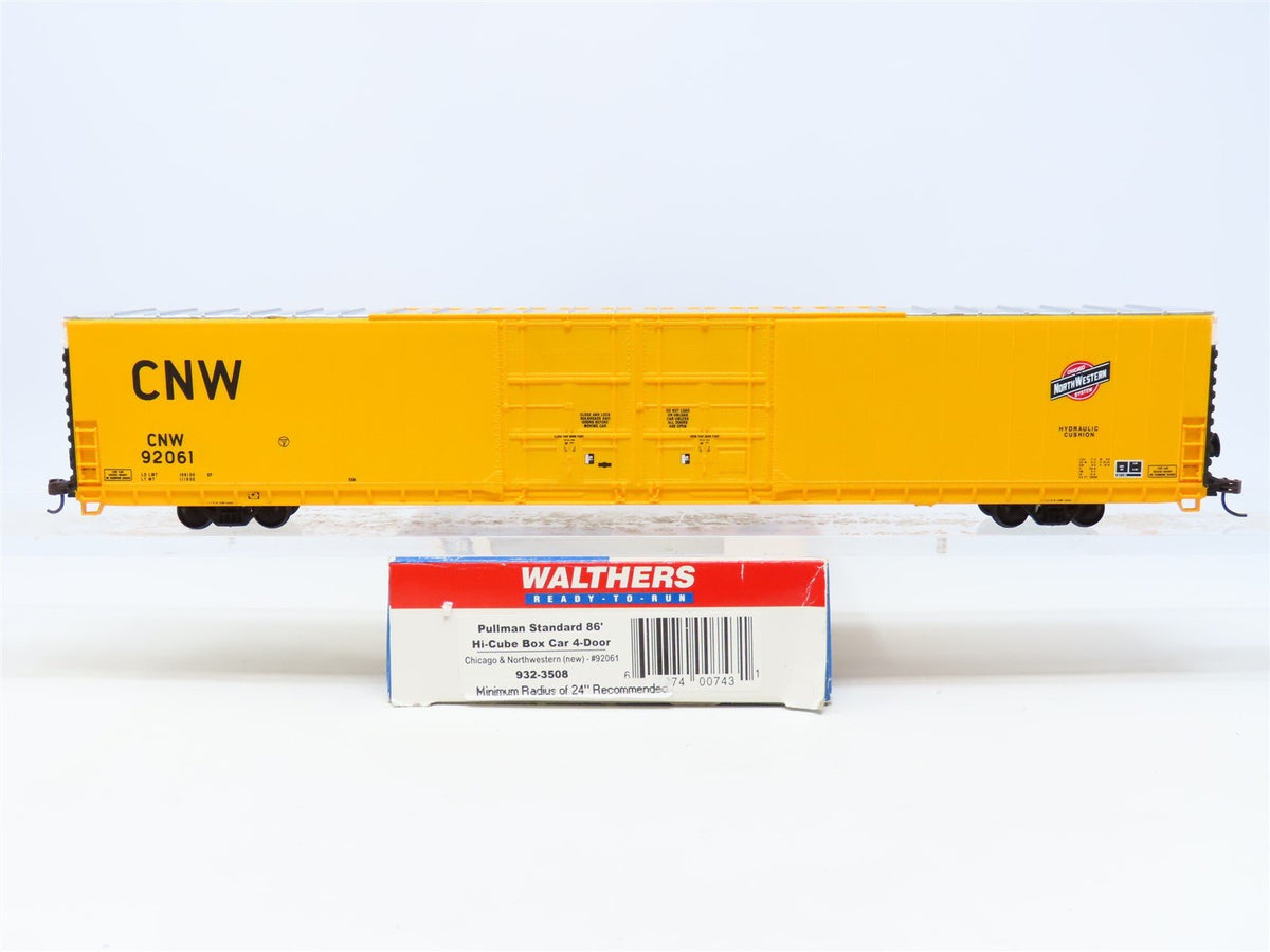 HO Scale Walthers 932-3508 CNW Chicago North Western 86&#39; Hi-Cube Box Car #92061