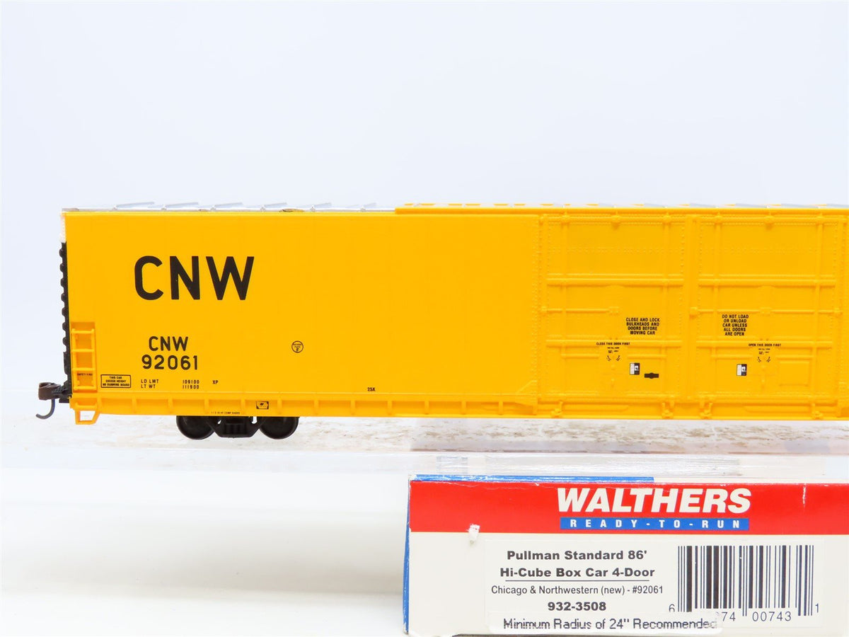 HO Scale Walthers 932-3508 CNW Chicago North Western 86&#39; Hi-Cube Box Car #92061