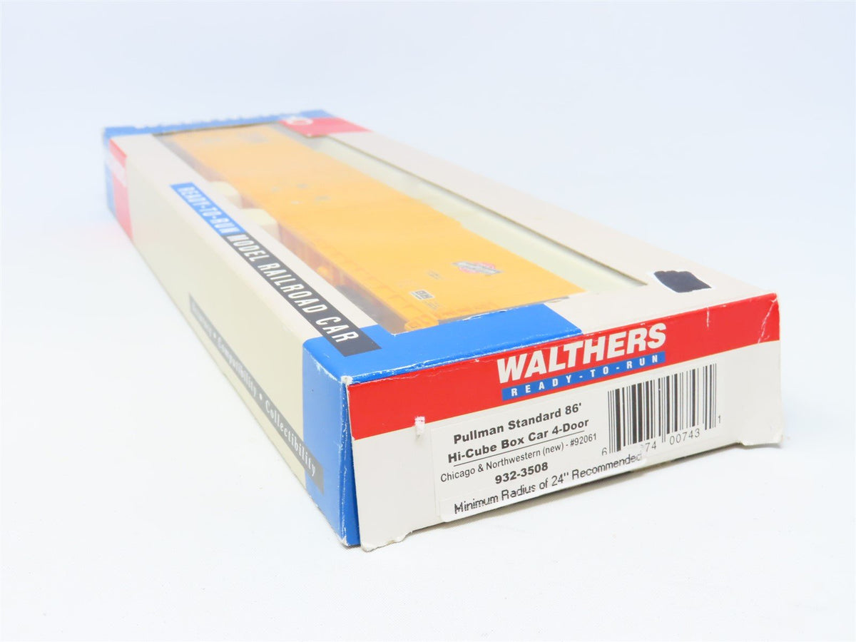 HO Scale Walthers 932-3508 CNW Chicago North Western 86&#39; Hi-Cube Box Car #92061