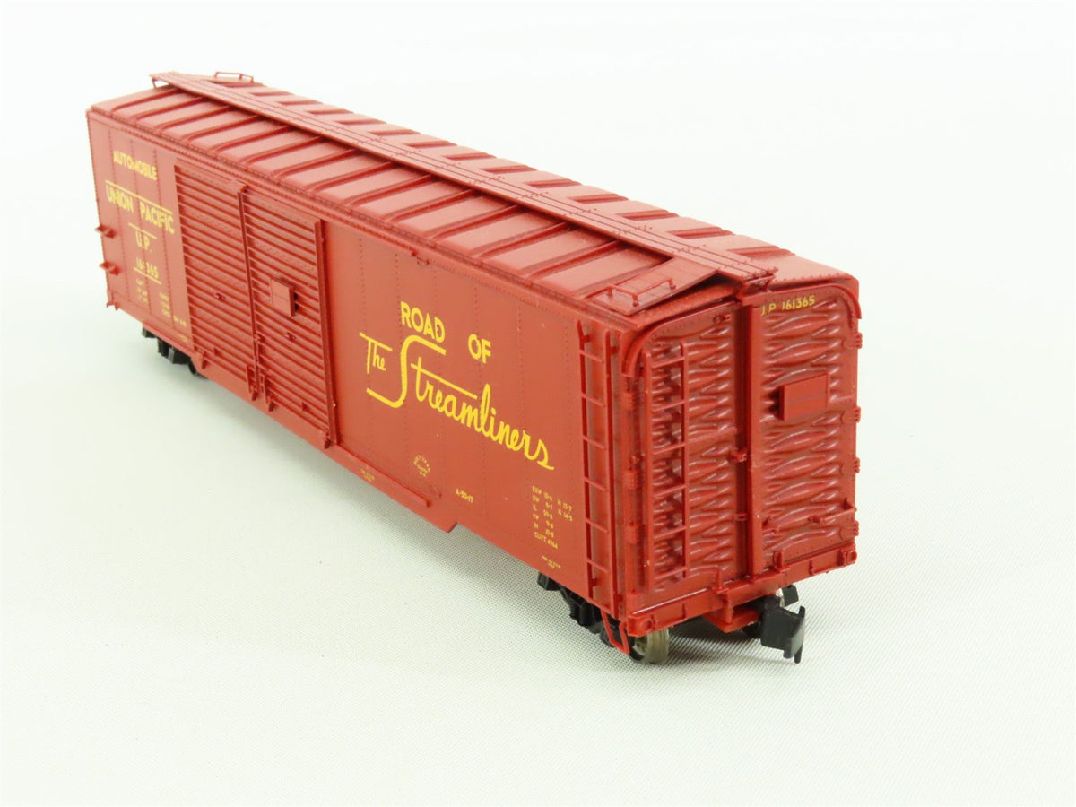 HO Scale Proto 2000 UP Union Pacific &quot;Streamliners&quot; 50&#39; Steel Box Car #161365