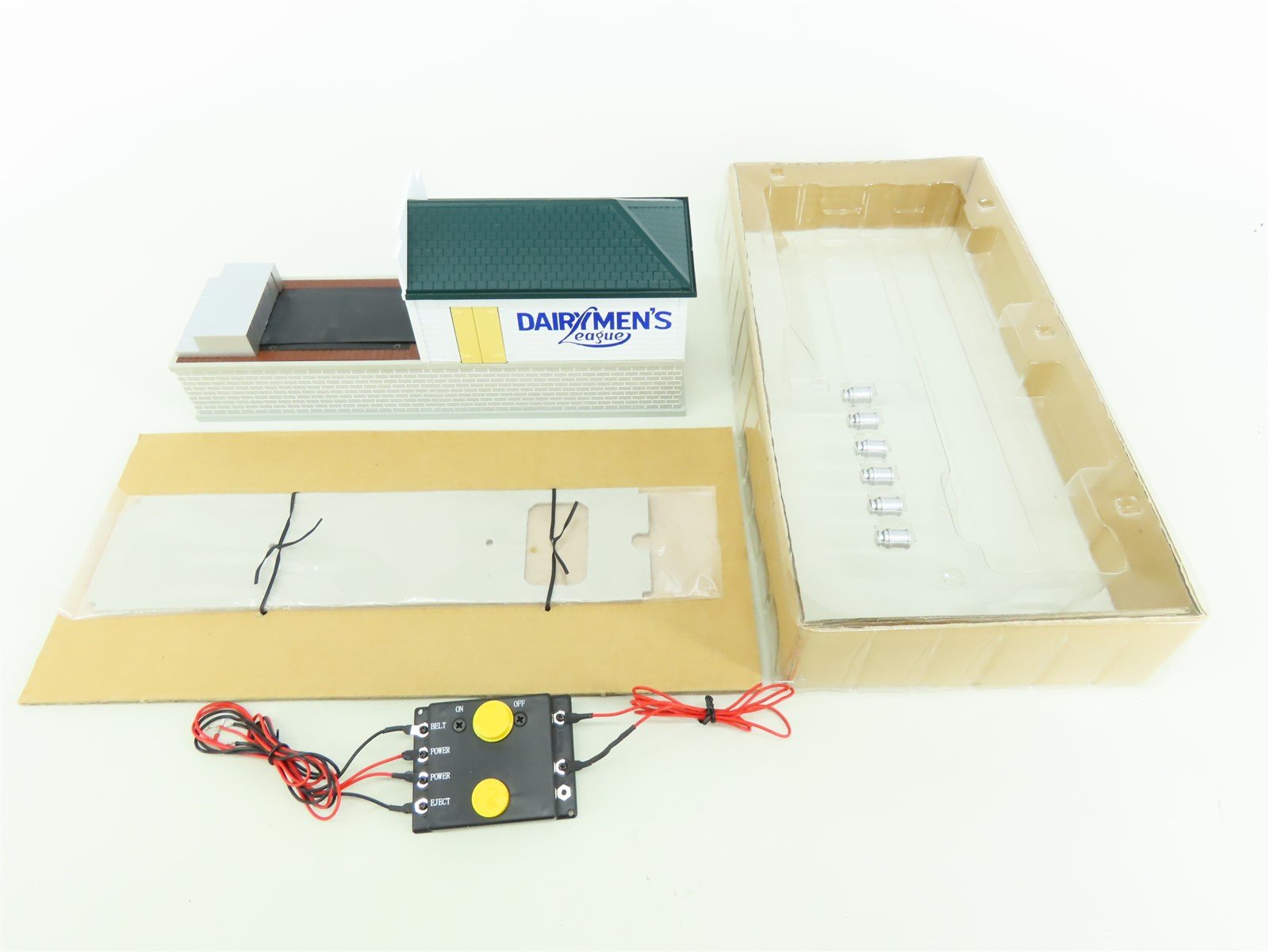 O 1/48 Scale K-Line 6-14291 Dairymen's League Operating Milk Loading Depot