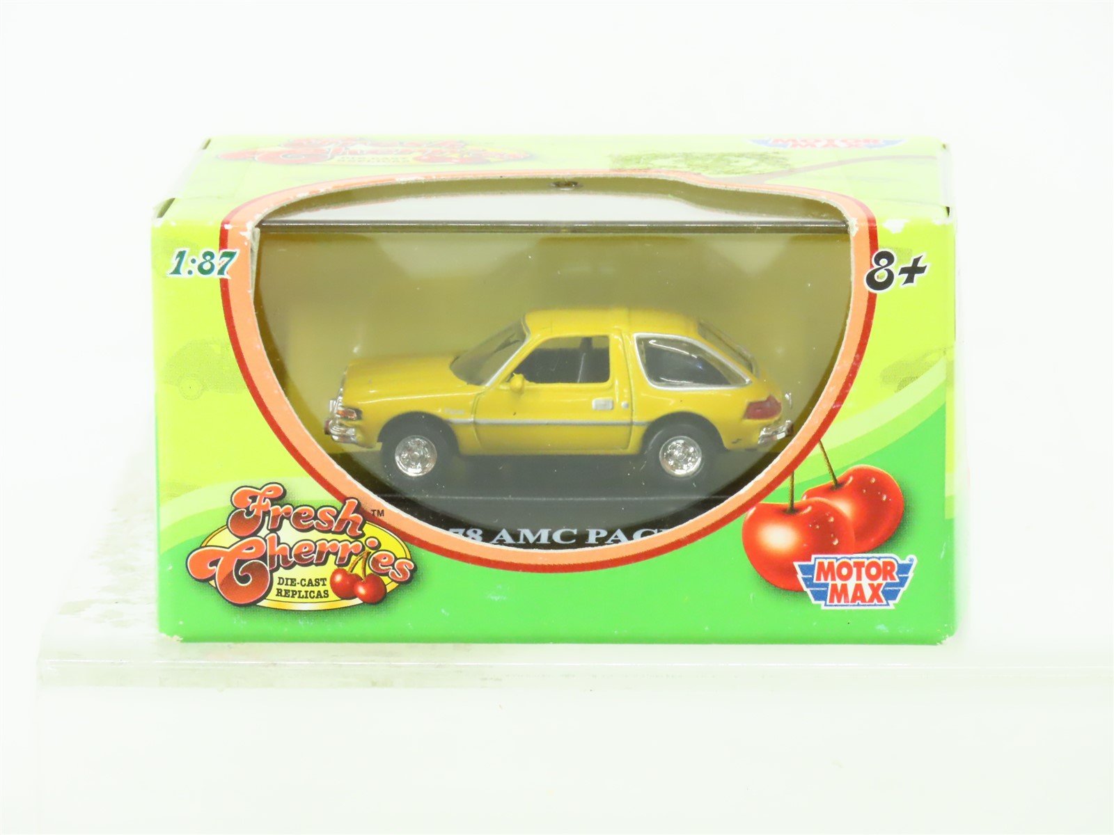 HO 1/87 Scale Motor Max Fresh Cherries #73950FC 1978 AMC Pacer - Yellow