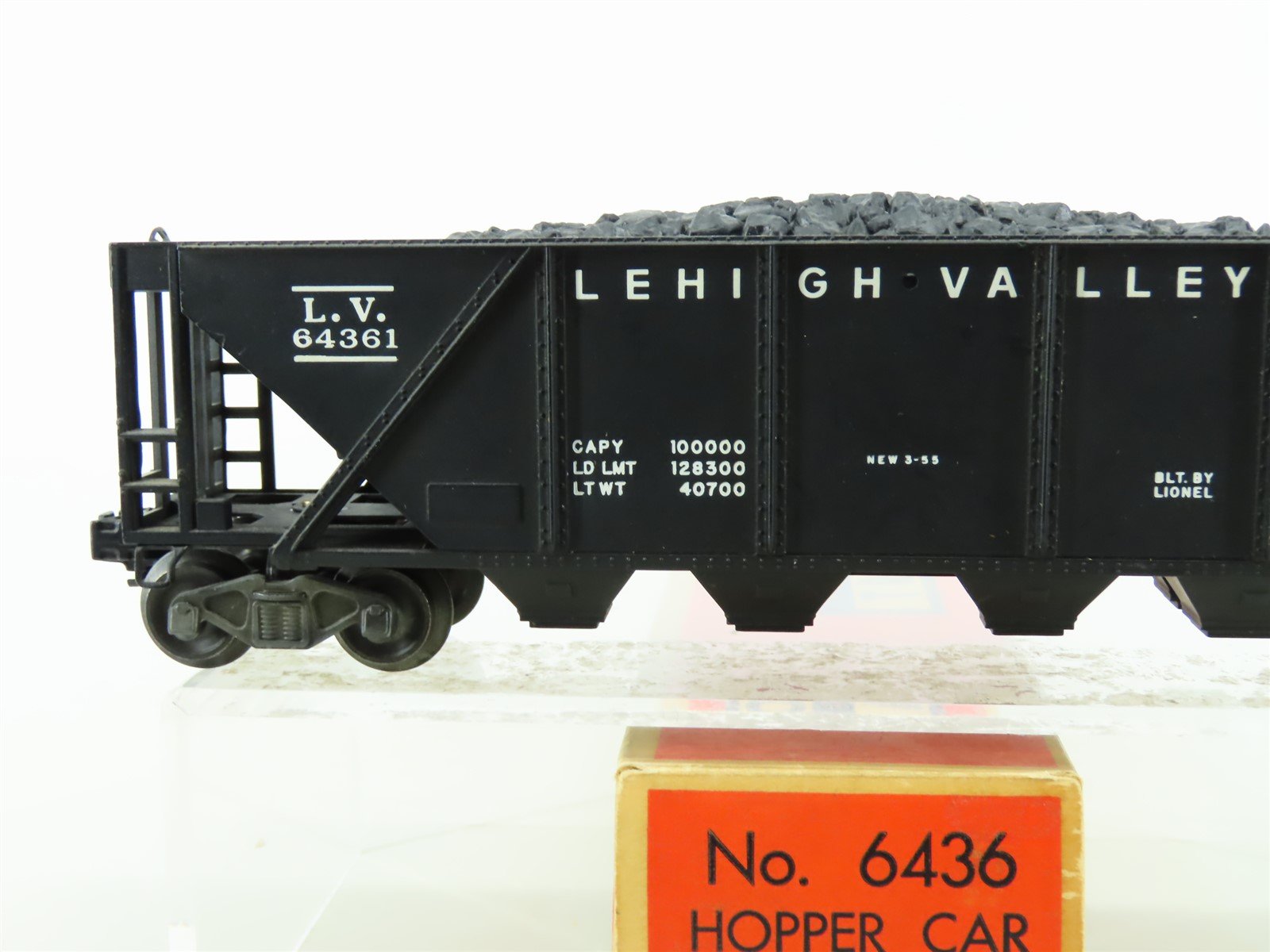 O Gauge 3-Rail Lionel 6436 LV Lehigh Valley 4-Bay Hopper w/Coal Load #64361