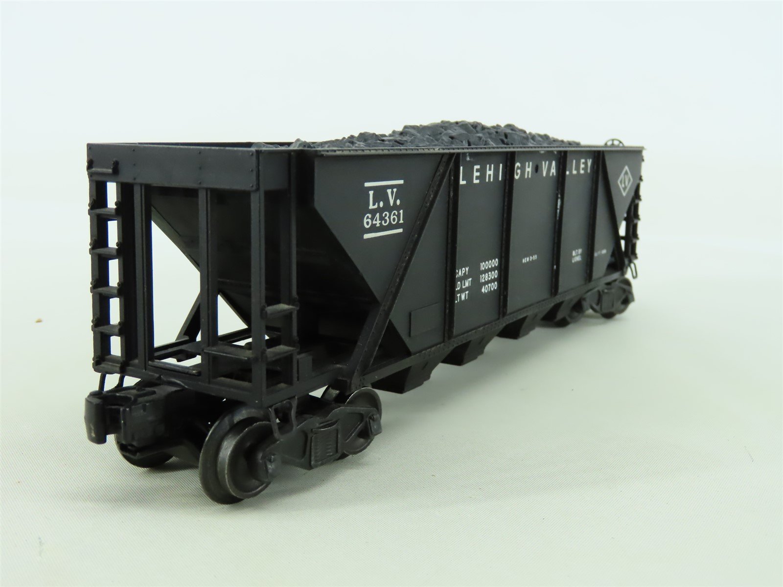 O Gauge 3-Rail Lionel 6436 LV Lehigh Valley 4-Bay Hopper w/Coal Load #64361