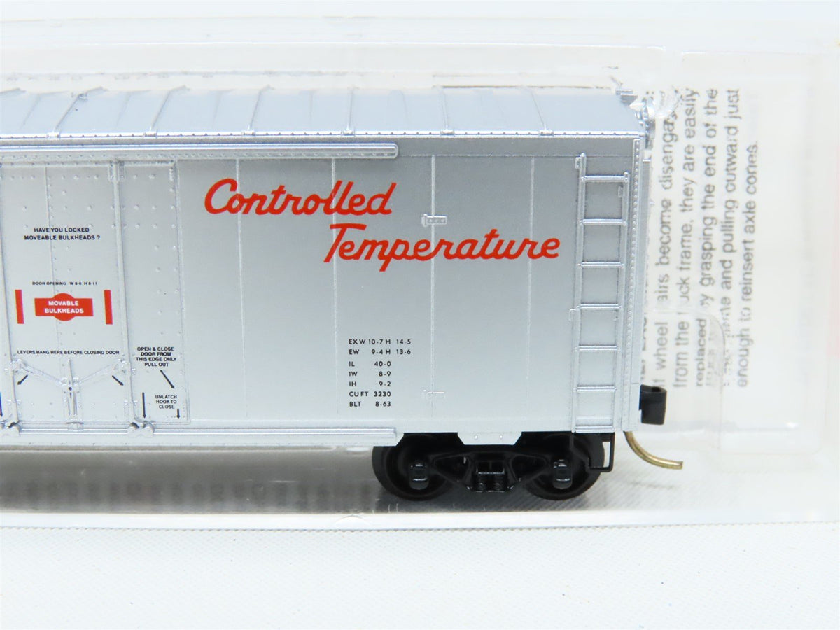 N Micro-Trains MTL 74040/3 CP Canadian Pacific 40&#39; Plug Door Box Car #285605