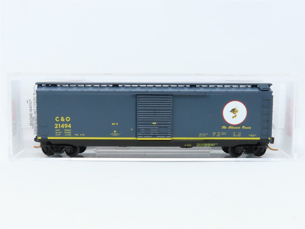 N Scale Micro-Trains MTL 03100076 C&amp;O &quot;The Chessie Route&quot; 50&#39; Box Car #21494