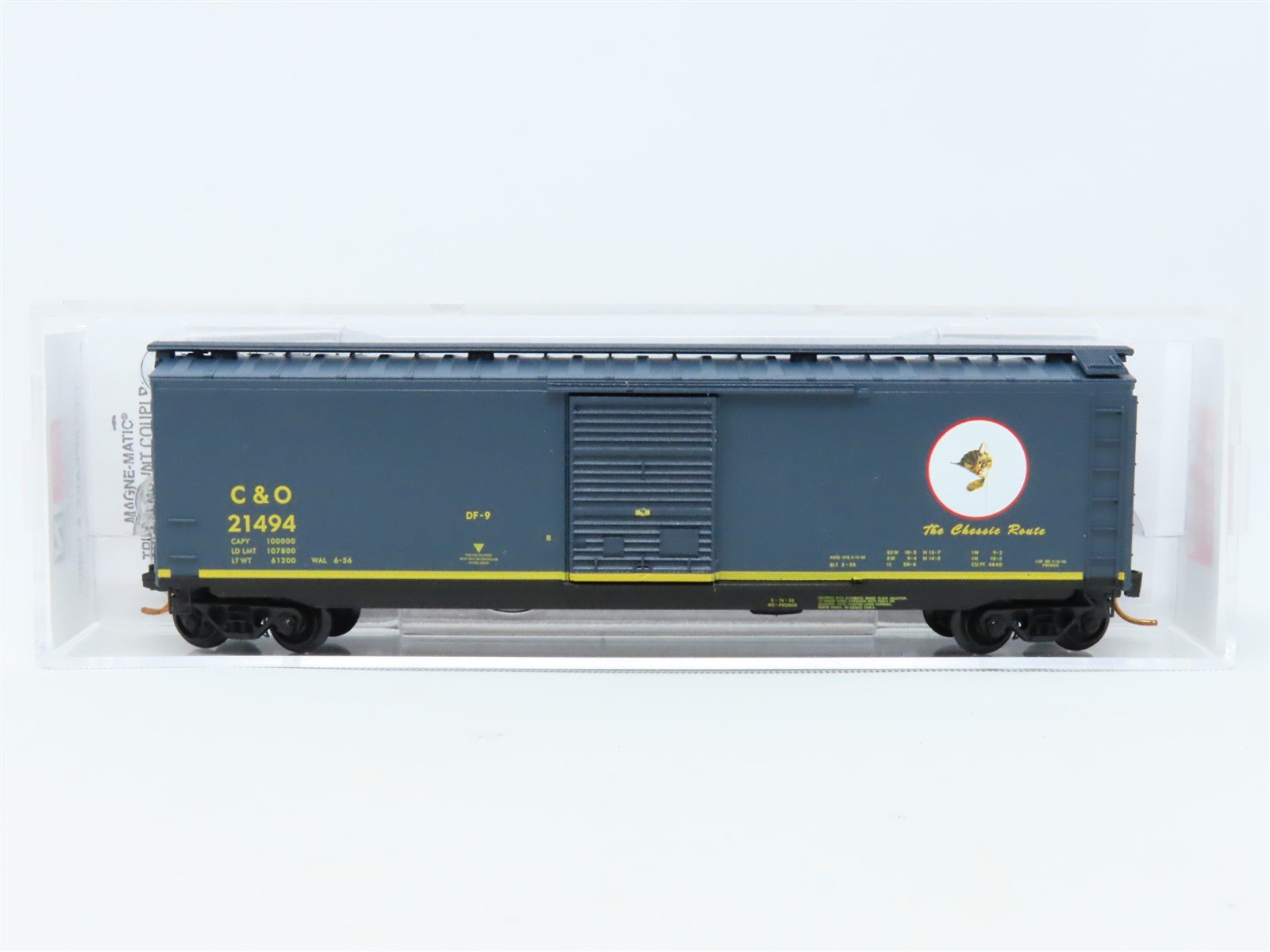 N Scale Micro-Trains MTL 03100076 C&O "The Chessie Route" 50' Box Car #21494