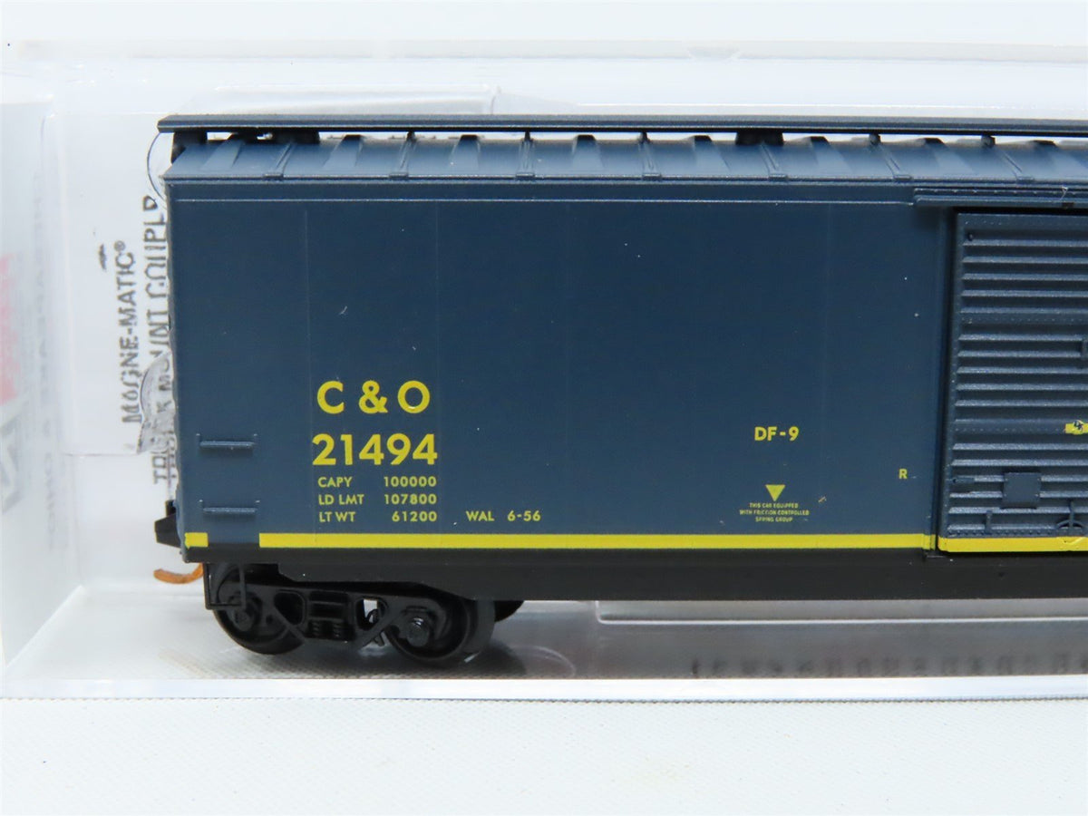 N Scale Micro-Trains MTL 03100076 C&amp;O &quot;The Chessie Route&quot; 50&#39; Box Car #21494