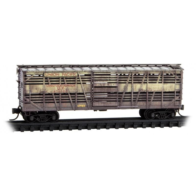 N Scale Micro-Trains MTL 98305045 UP Union Pacific 40&#39; Stock Car Set - Weathered