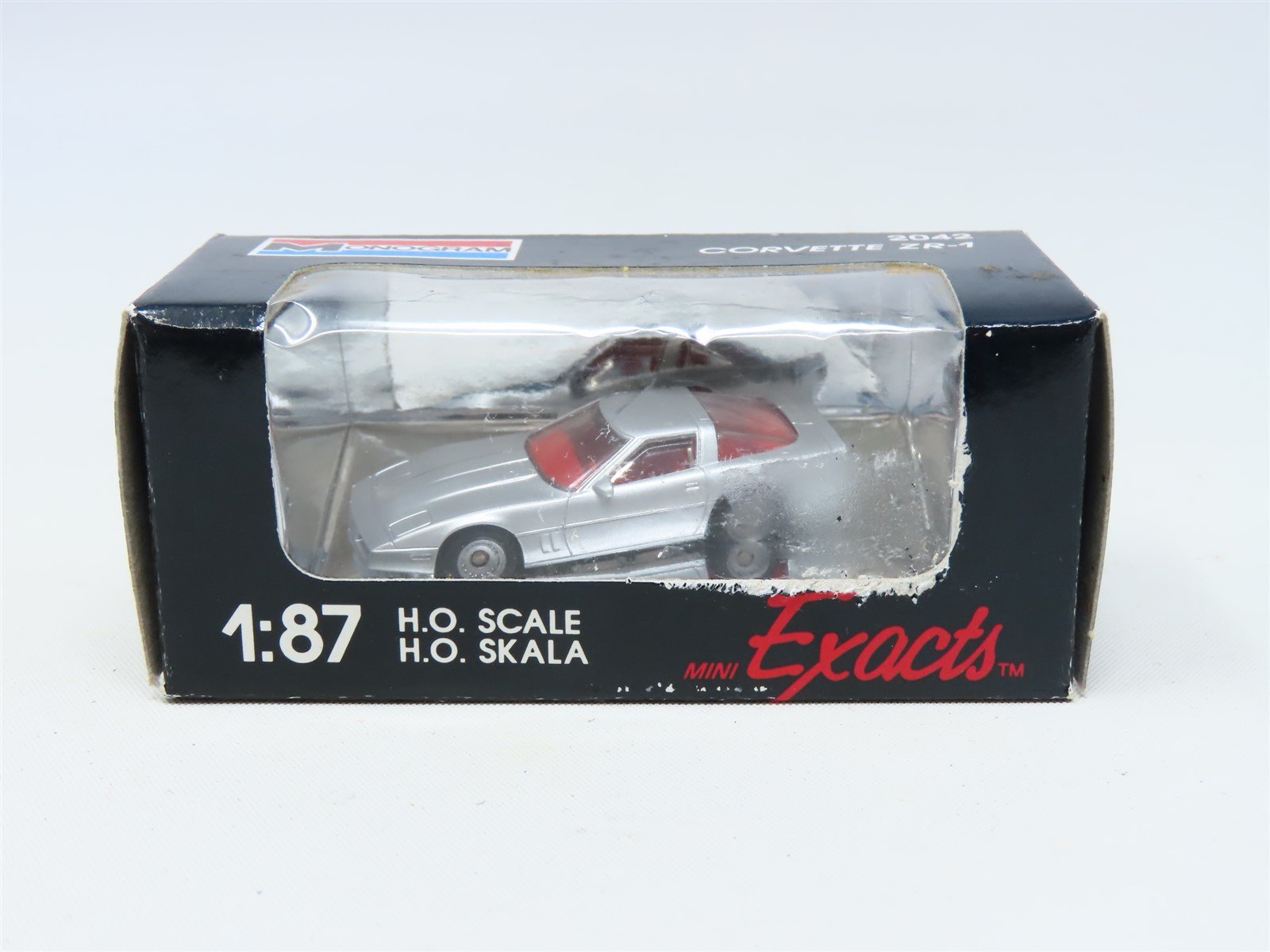 HO 1/87 Scale Monogram Mini Exacts #2042 Corvette ZR-1 - Silver