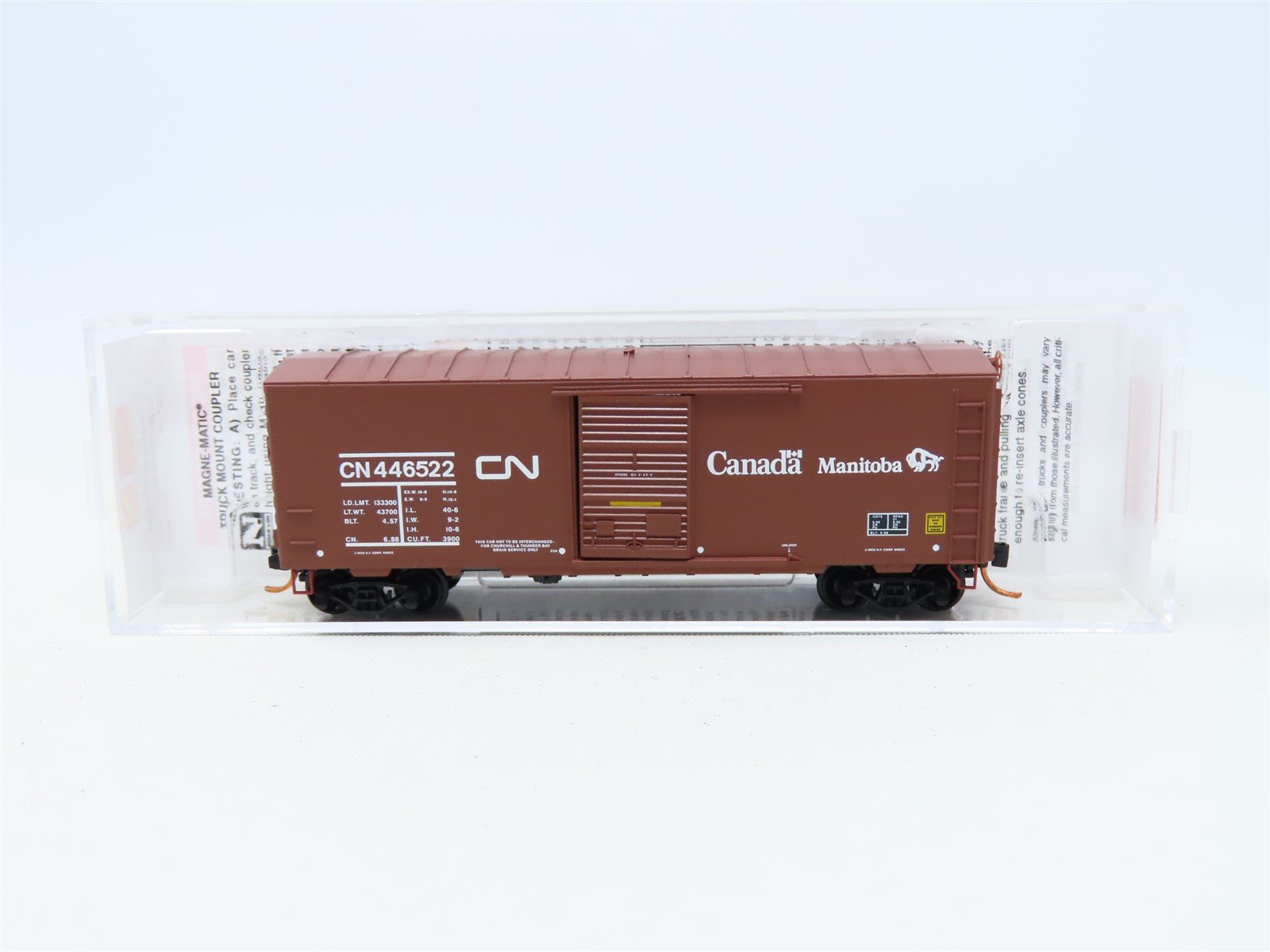 N Scale Micro-Trains MTL 07300160 CN Canadian National 40' Box Car #446522