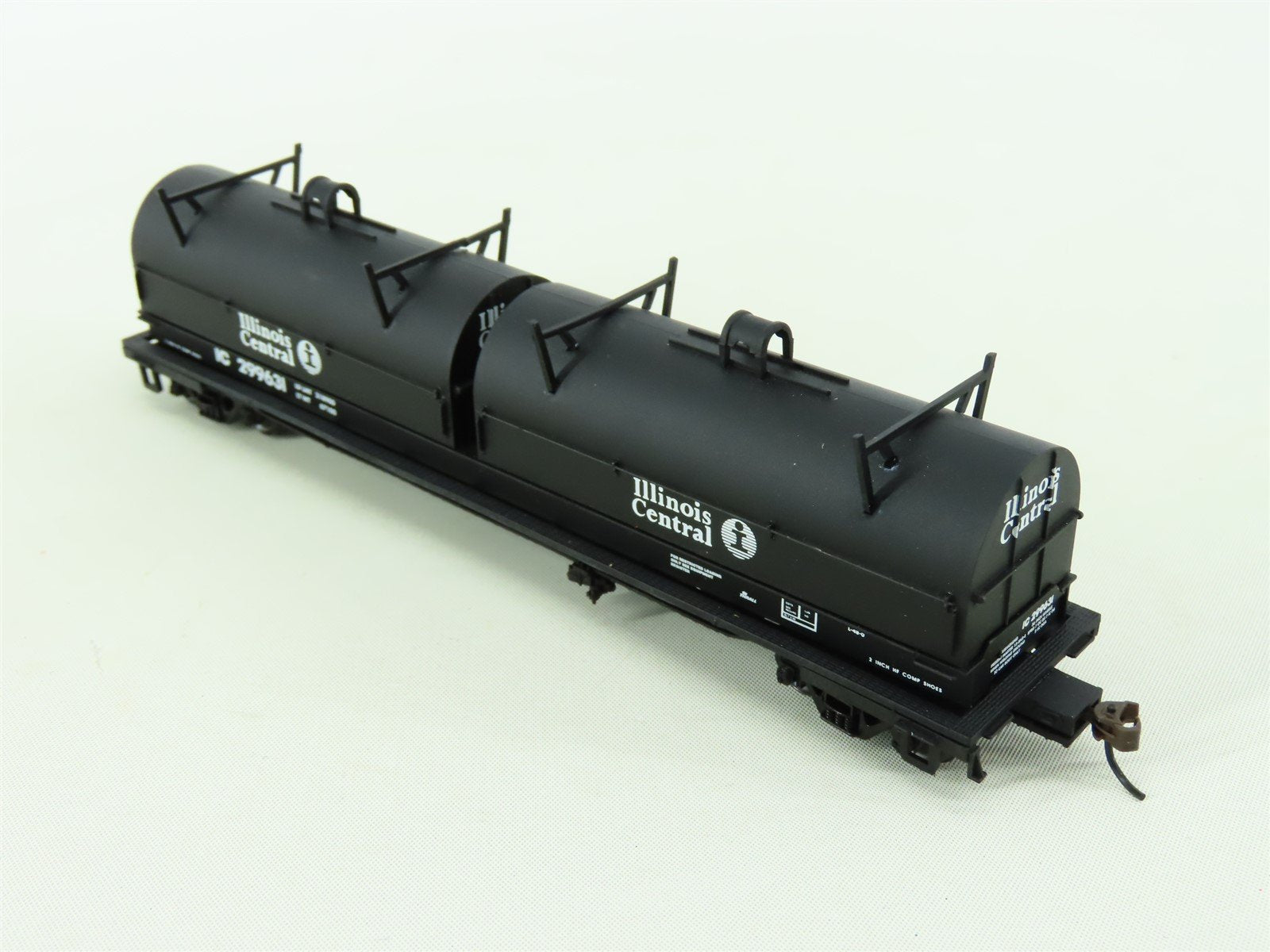 HO Scale Walthers 932-3889 IC Illinois Central 55' Cushion Coil Car #299631