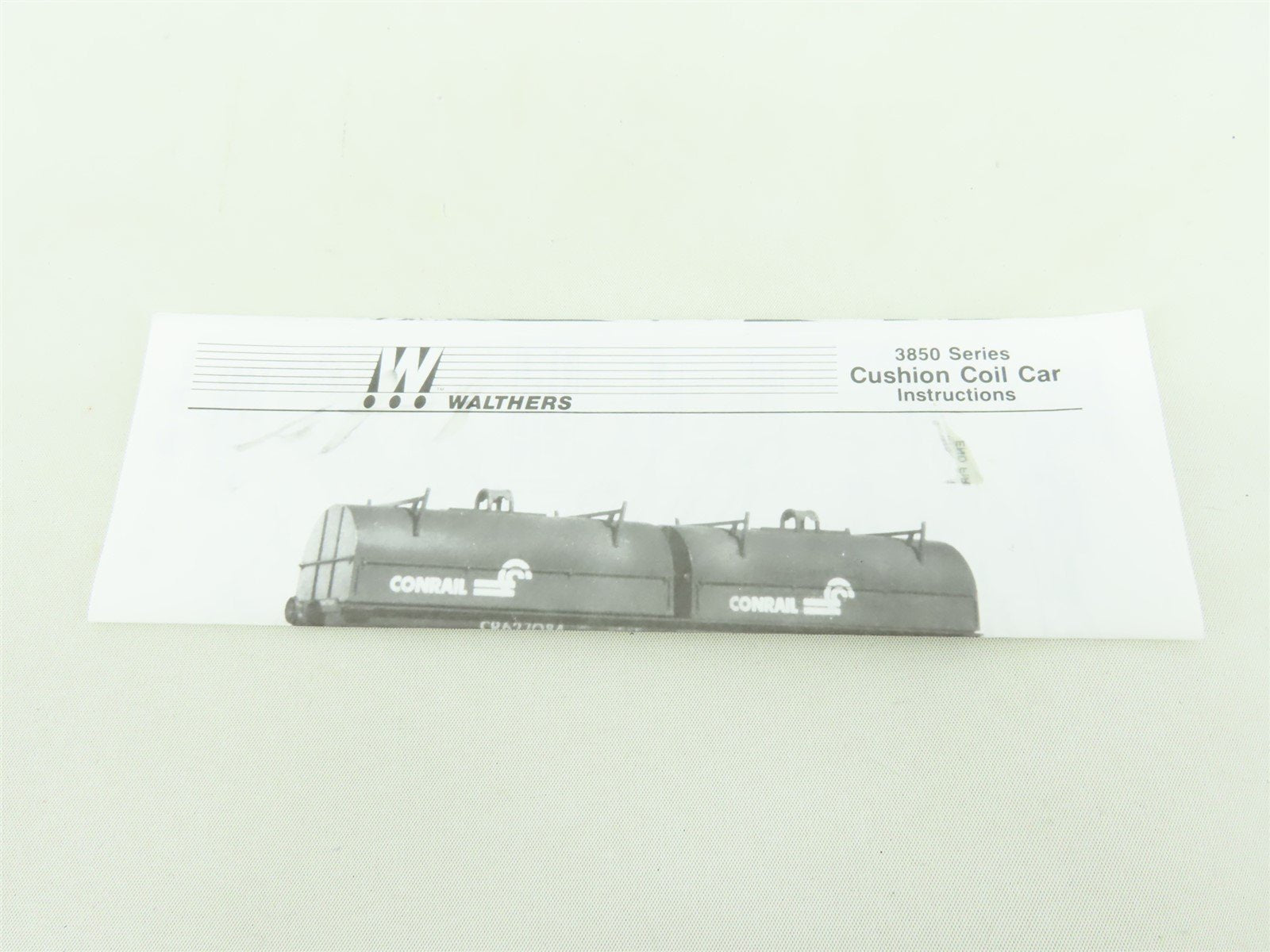 HO Scale Walthers 932-3889 IC Illinois Central 55' Cushion Coil Car #299631