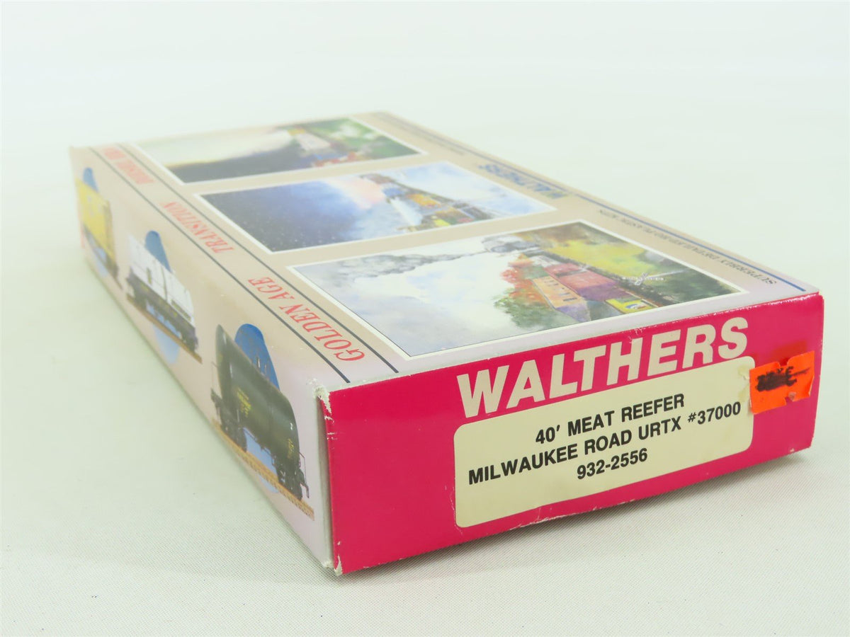 HO Scale Walthers Kit 932-2556 URTX Milwaukee Road 40&#39; Meat Reefer #37000