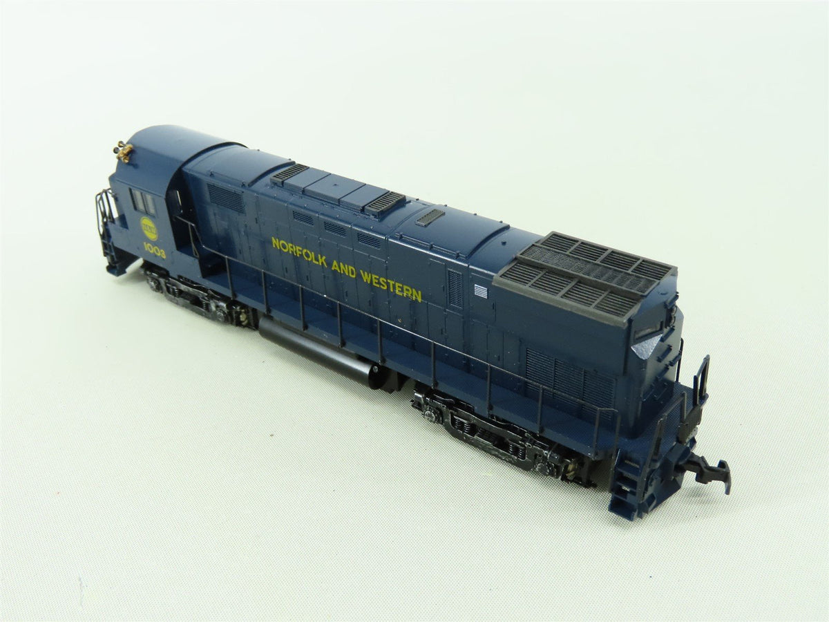 HO Scale KATO NW Norfolk &amp; Western ALCO C425 Diesel Locomotive #1003