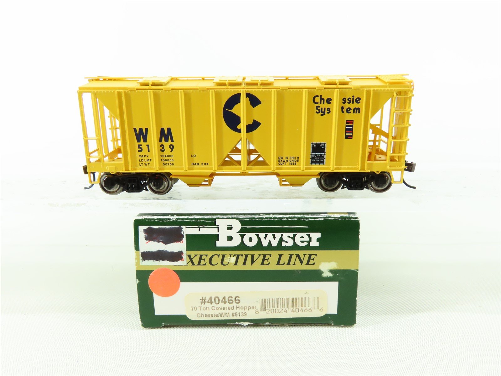 HO Bowser Executive 40466 WM Chessie System 70-Ton 2-Bay Covered Hopper #5139