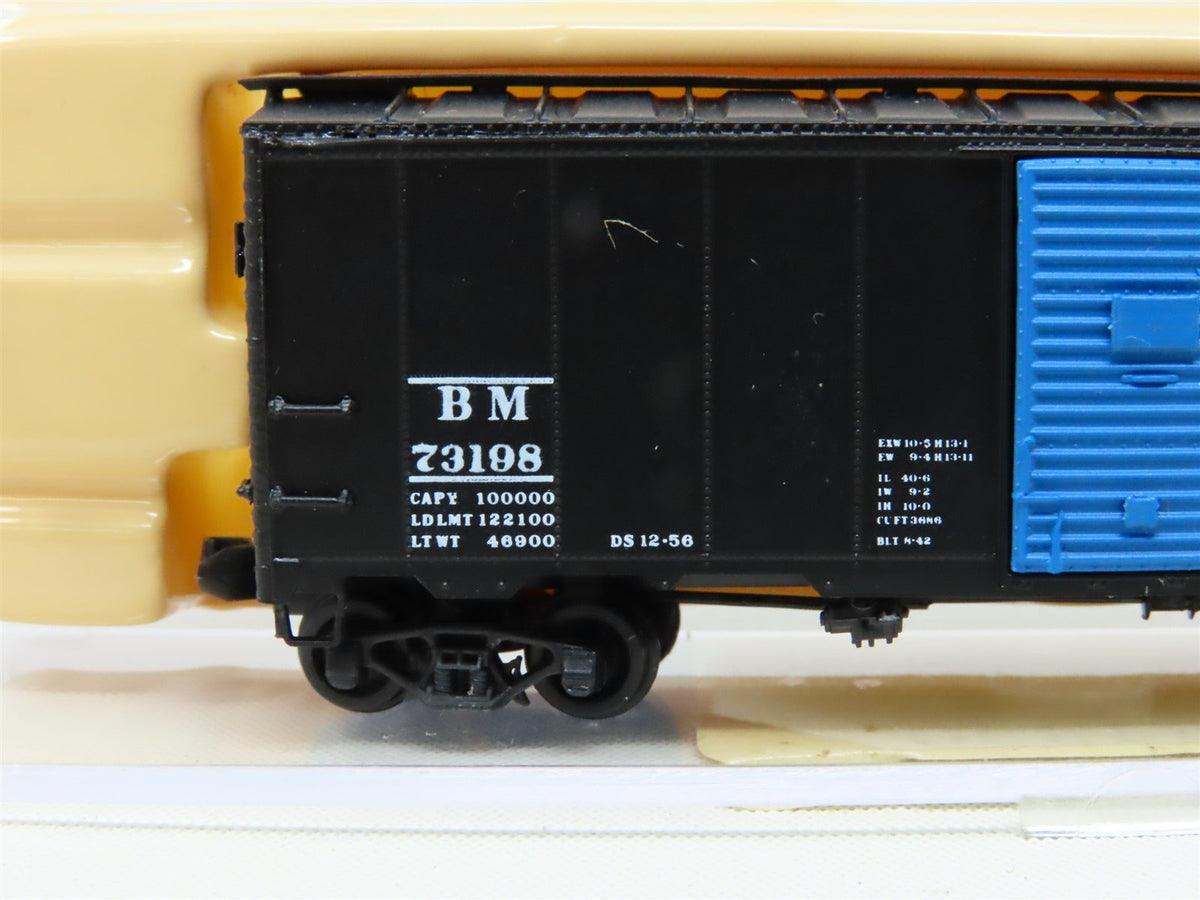 N Scale Neal&#39;s N-Gauging BM Boston &amp; Maine 40&#39; Single Door Box Car #73198