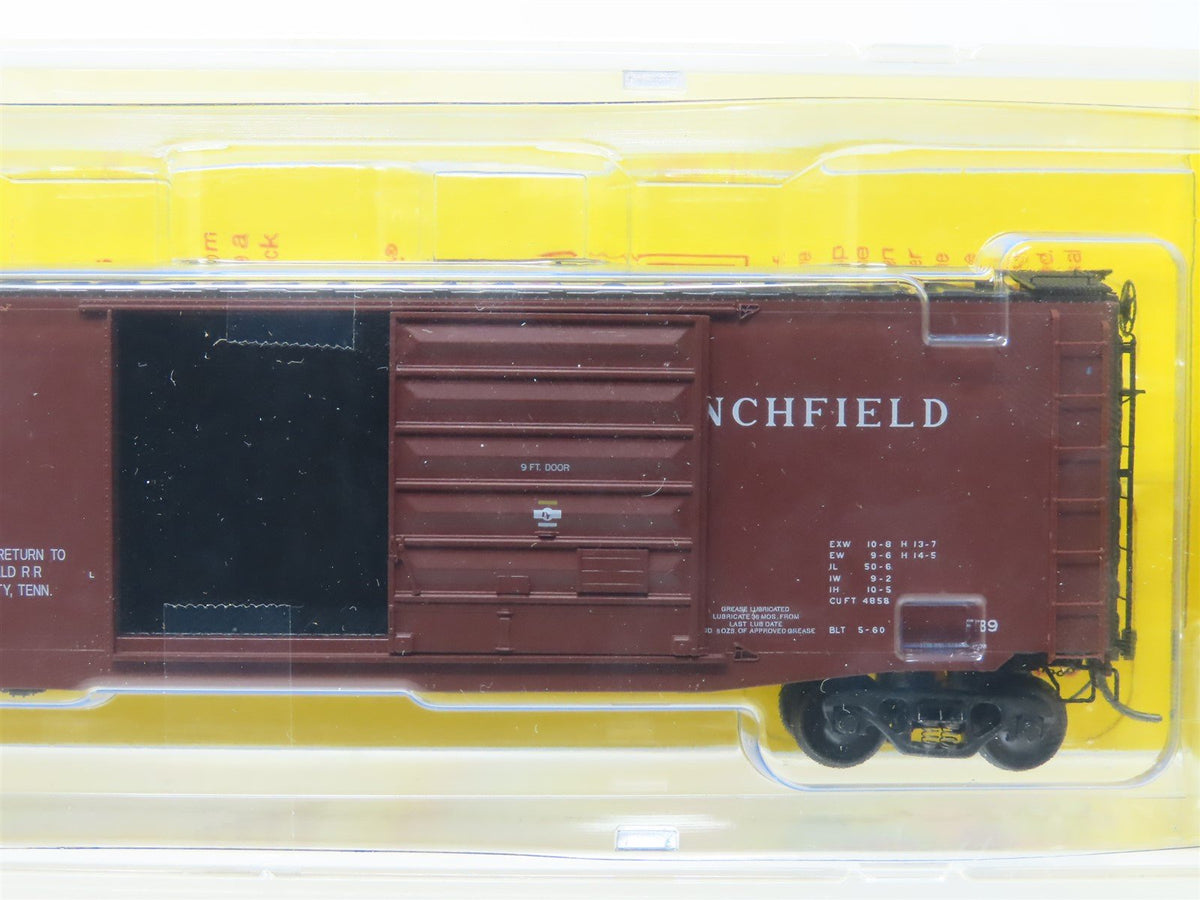 HO Scale Kadee #6111 CRR Clinchfield 50&#39; Single Door Box Car #5666 - Sealed
