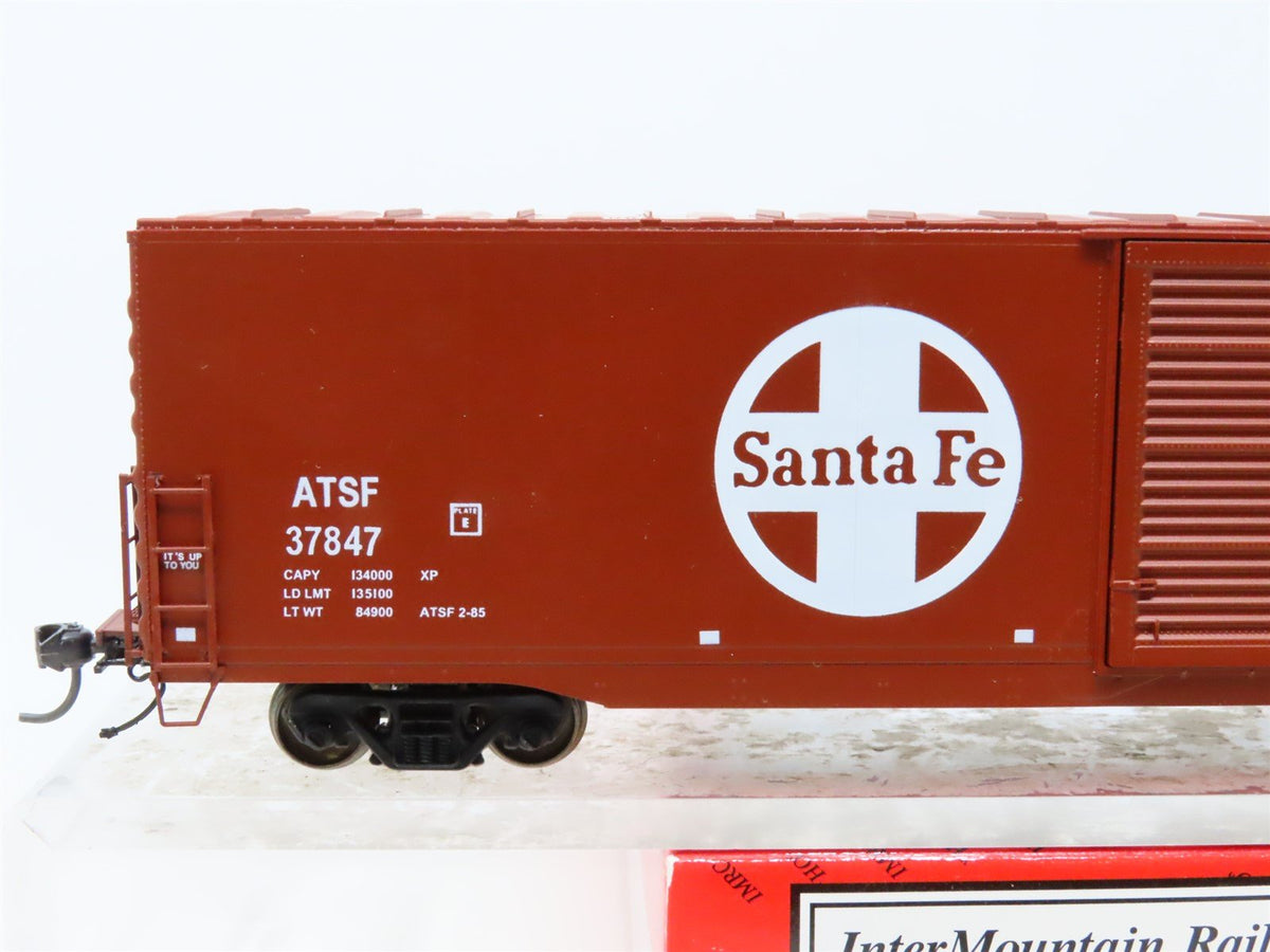 HO Scale InterMountain 46901-22 ATSF Santa Fe &quot;Shock Control&quot; Box Car #37847