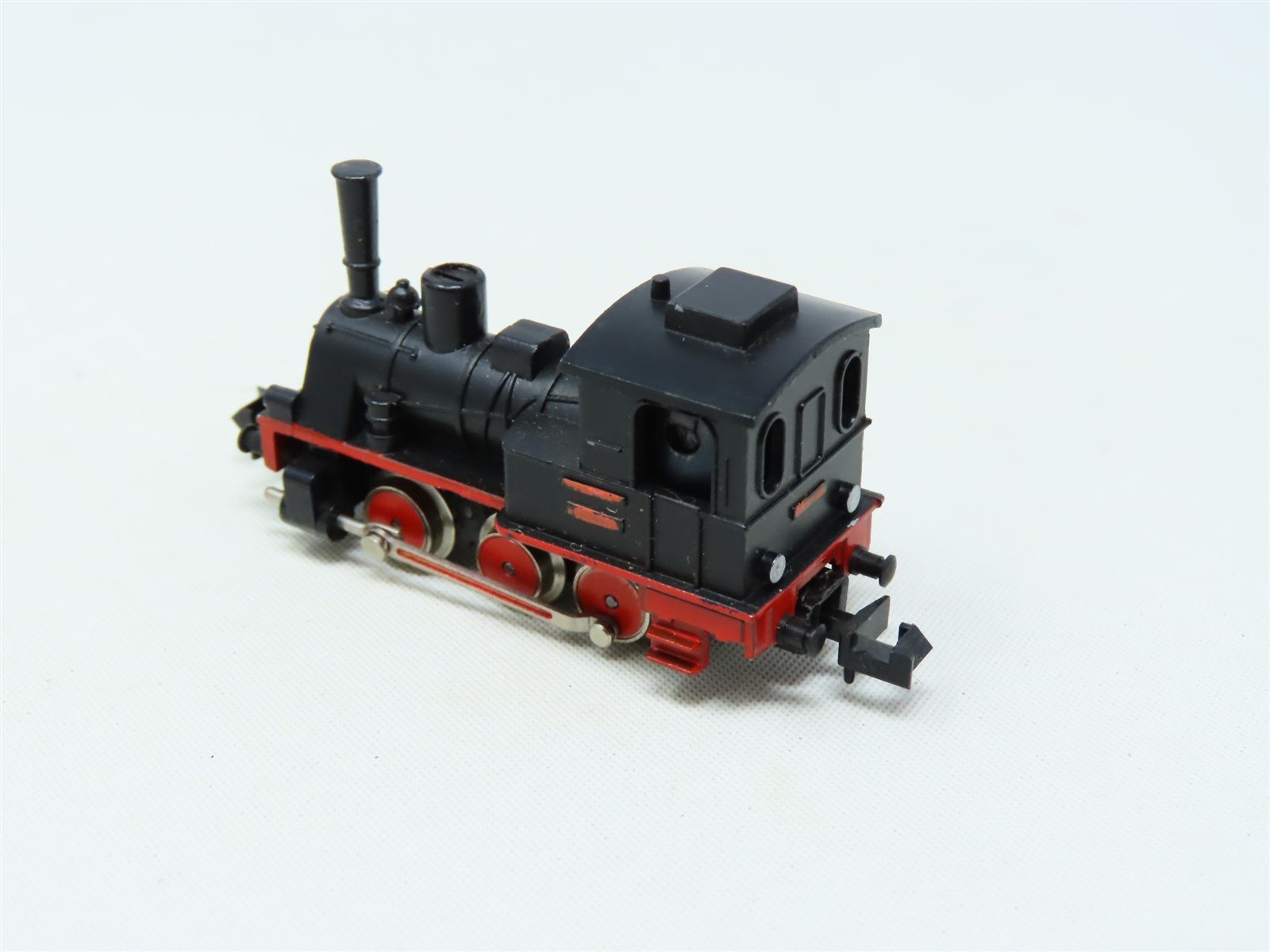 N Scale Aurora Postage Stamp Trains 4863 Unlettered 0-6-0 Donkey Steam Switcher