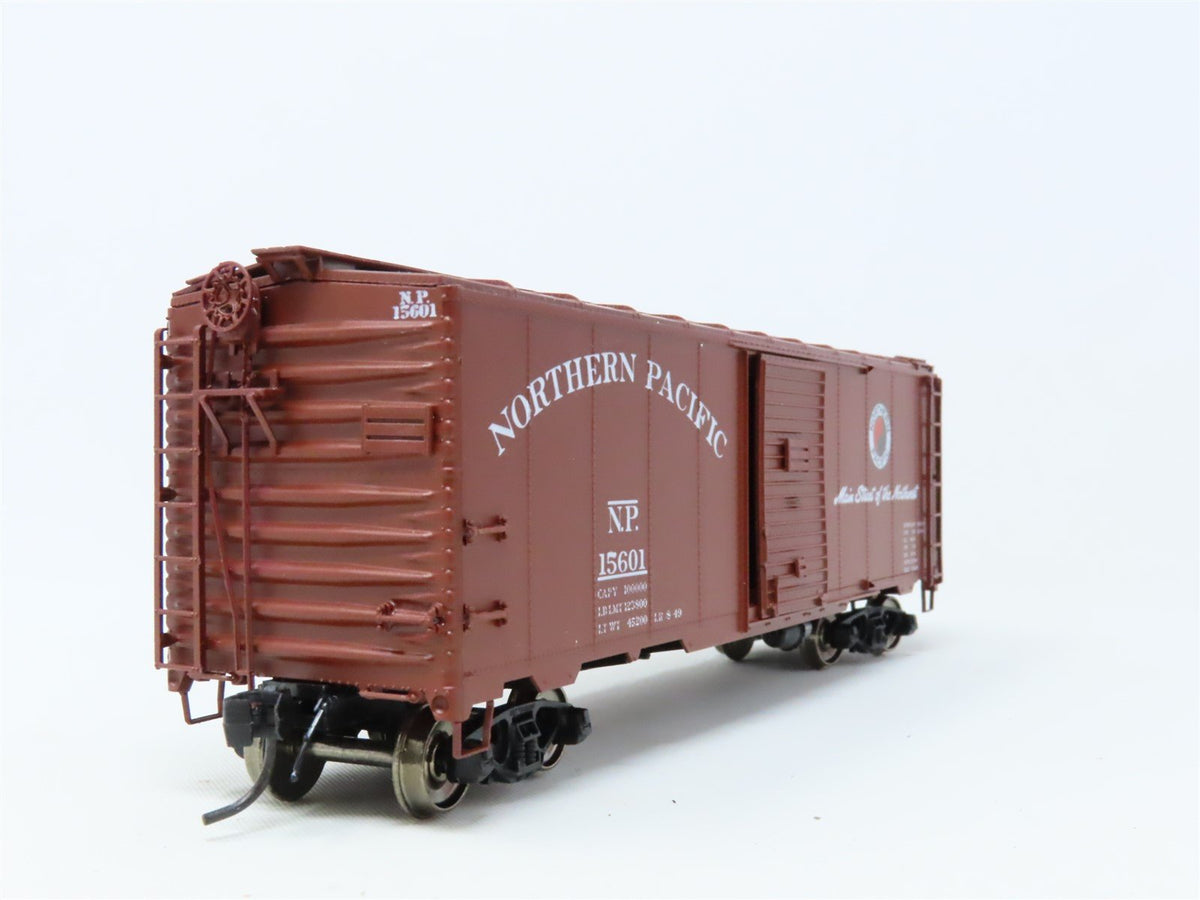 HO Scale InterMountain 45733-03 NP Northern Pacific 40&#39; Steel Box Car #15601