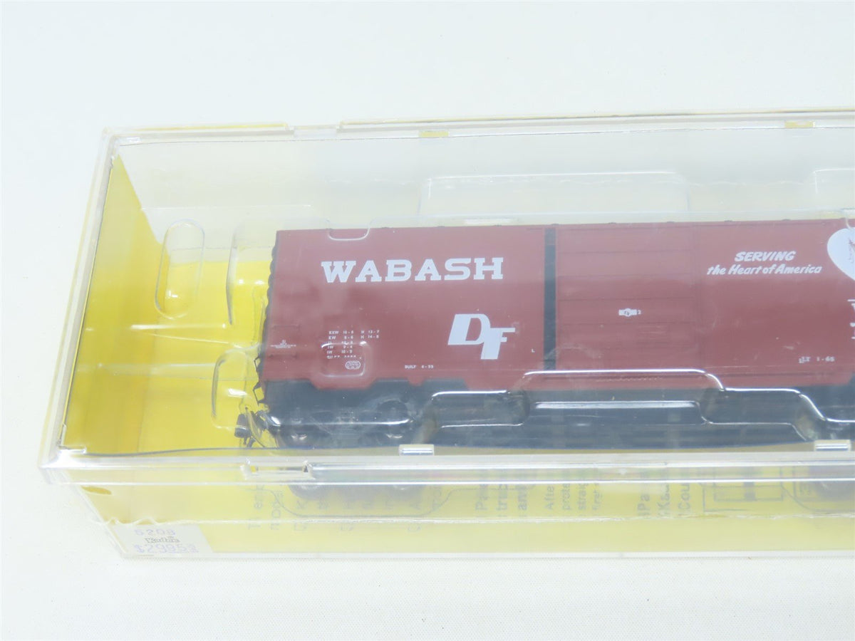 HO Scale Kadee #5208 WAB Wabash 40&#39; Single Door Box Car #7609 - Sealed