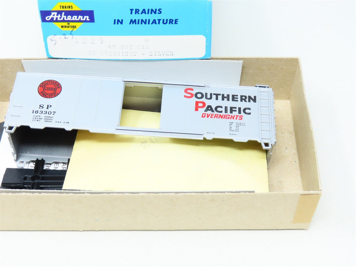 HO Scale Athearn Kit 1229 SP Southern Pacific &quot;Overnights&quot; 40&#39; Box Car #163307