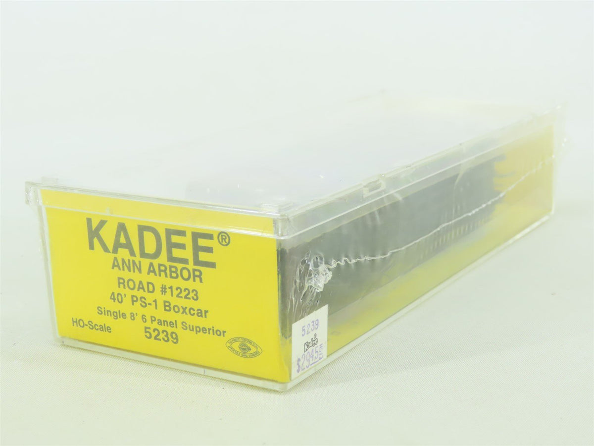 HO Scale Kadee #5231 AA Ann Arbor 40&#39; PS-1 Single Door Box Car #1223 - Sealed