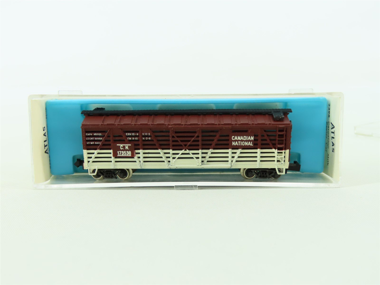 N Scale Atlas #2418 CN Canadian National 40' Wood Stock/Cattle Car #173538