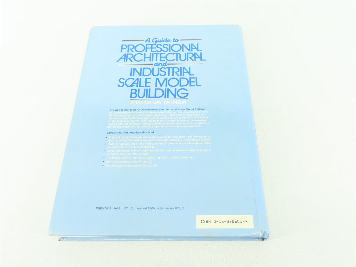 Guide to Professional Architectural &amp; Industrial Scale Model Building ©1982 HC