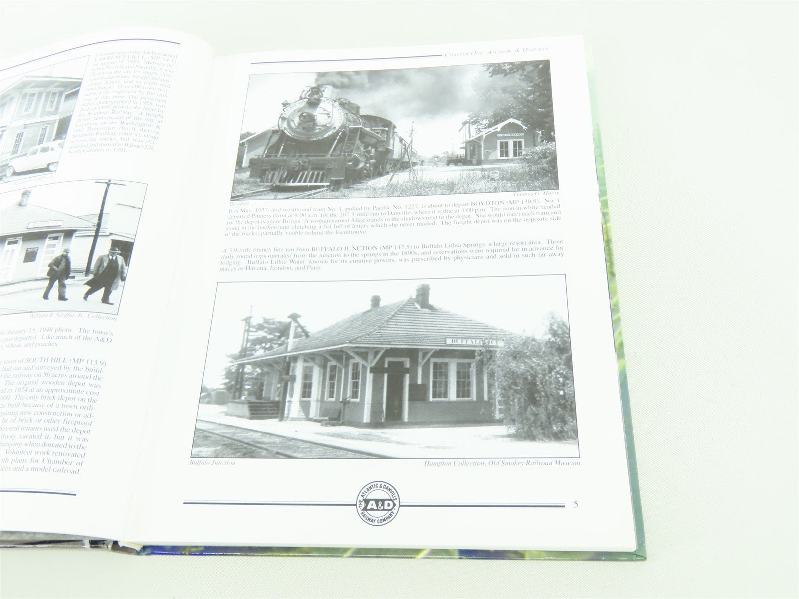 Virginia Railway Depots by Donald R Traser ©1998 HC Book