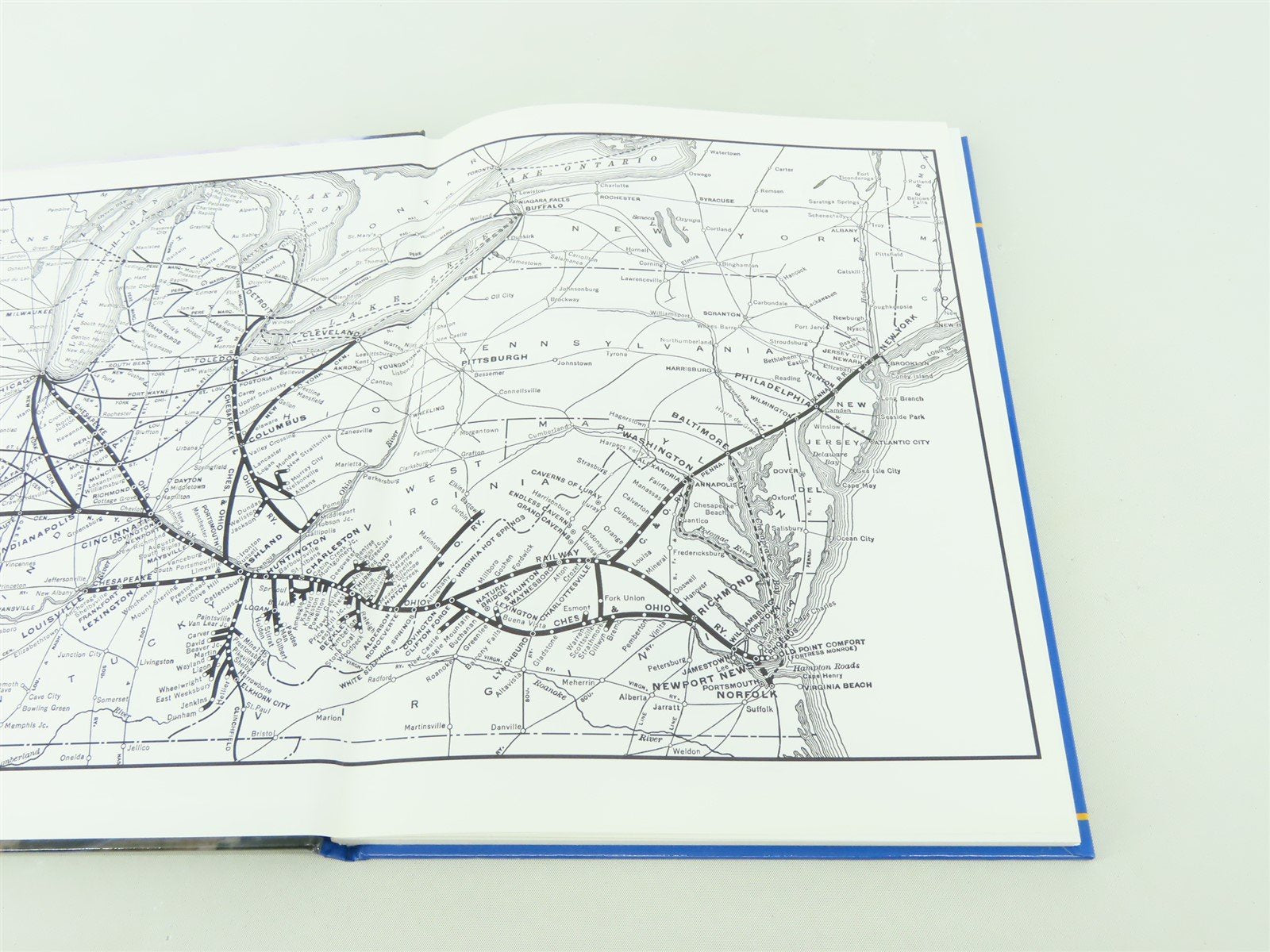 Chesapeake & Ohio, Coal and Color by Huddleston, Joseph & Young ©1997 HC Book