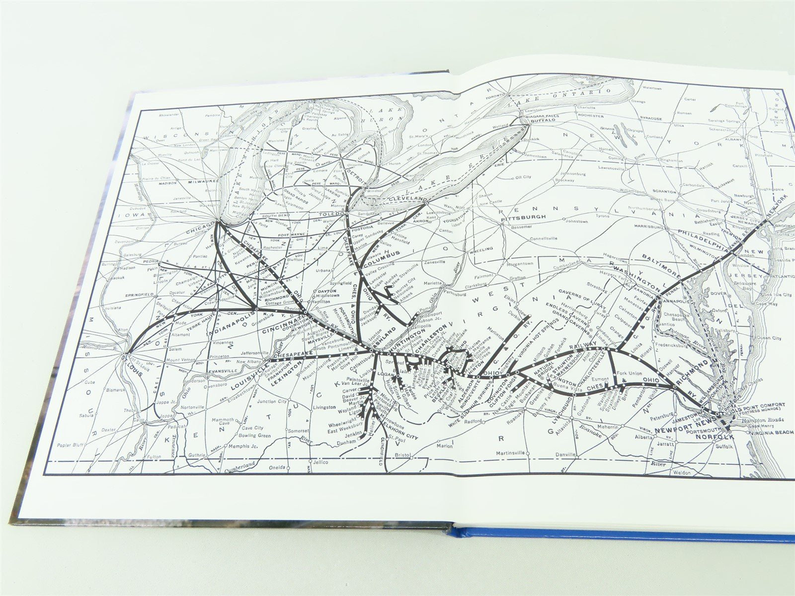 Chesapeake & Ohio, Coal and Color by Huddleston, Joseph & Young ©1997 HC Book