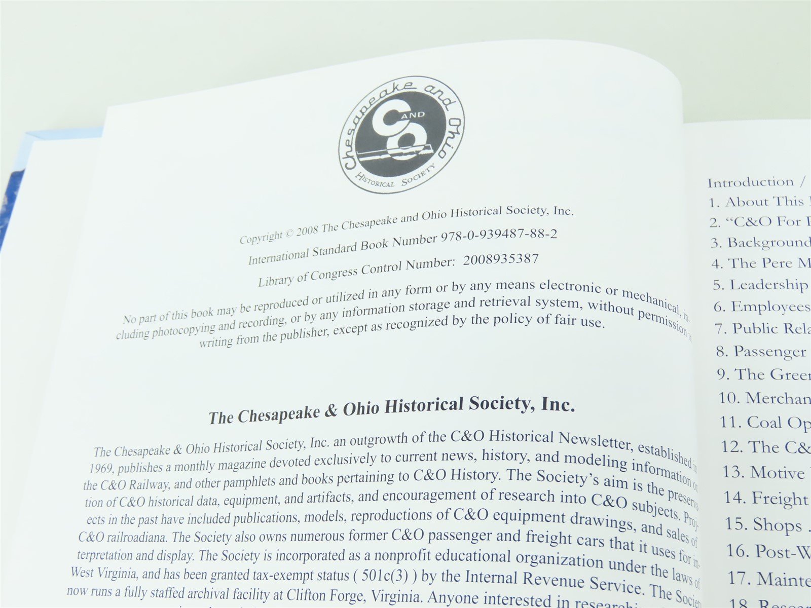 The Chesapeake & Ohio Railway at Mid-Century by Thomas Dixon Jr. ©2009 HC Book