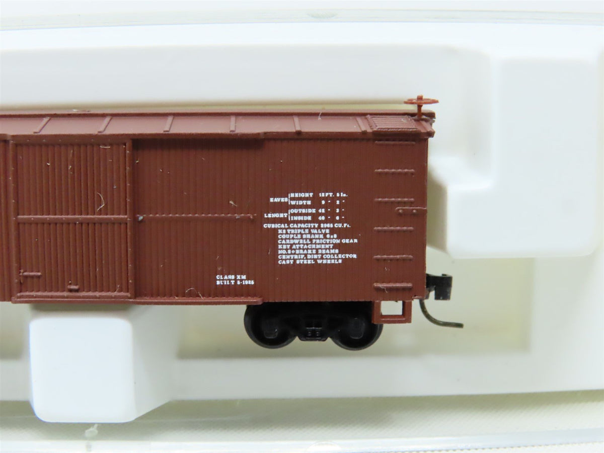 Z Scale Micro-Trains MTL Kadee 13906-2 DL&amp;W Lackawanna 40&#39; Wooden Box Car #45000