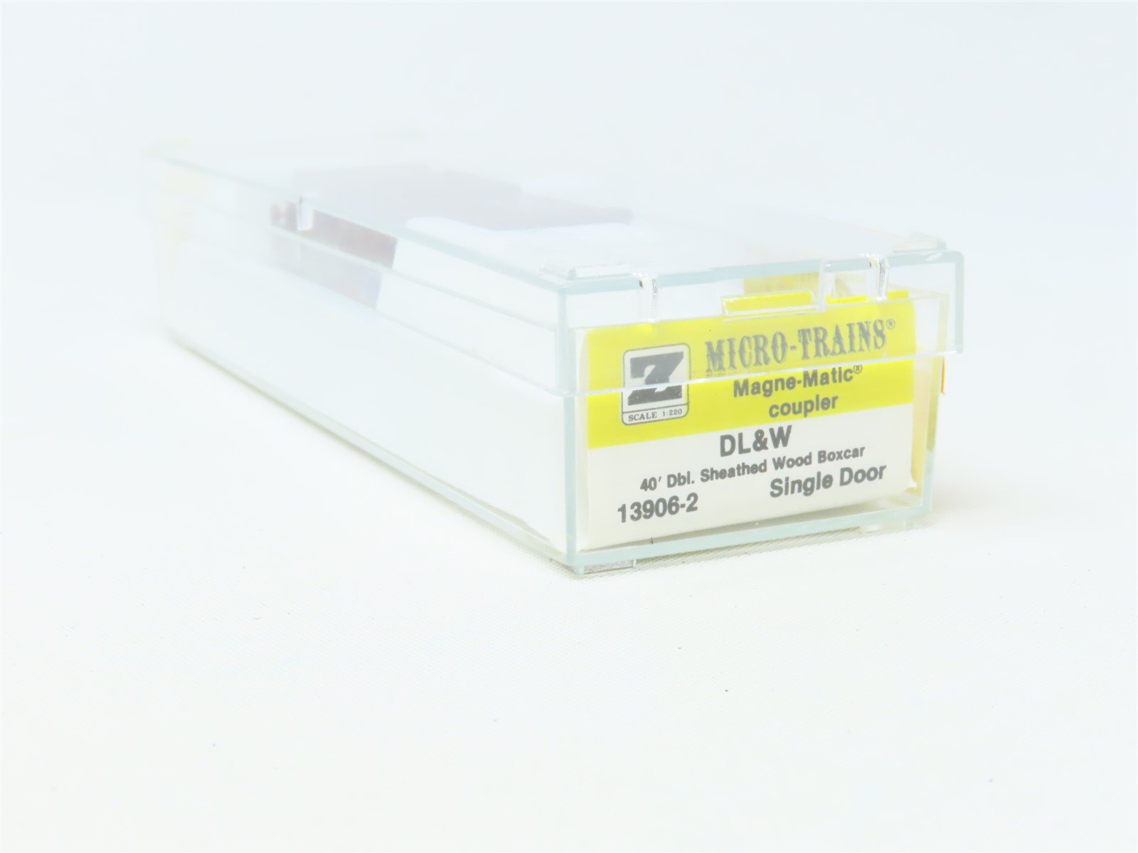 Z Scale Micro-Trains MTL Kadee 13906-2 DL&W Lackawanna 40' Wooden Box Car #45000