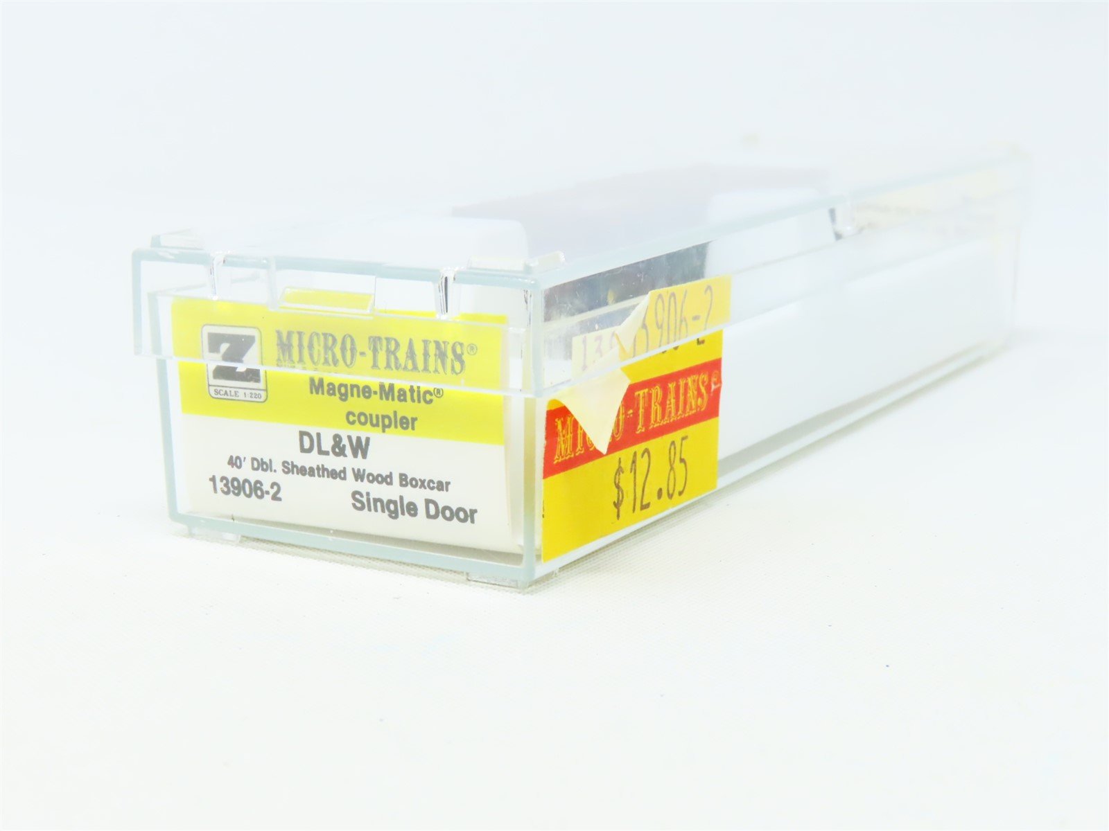 Z Scale Micro-Trains MTL Kadee 13906-2 DL&W Lackawanna 40' Wooden Box Car #45000