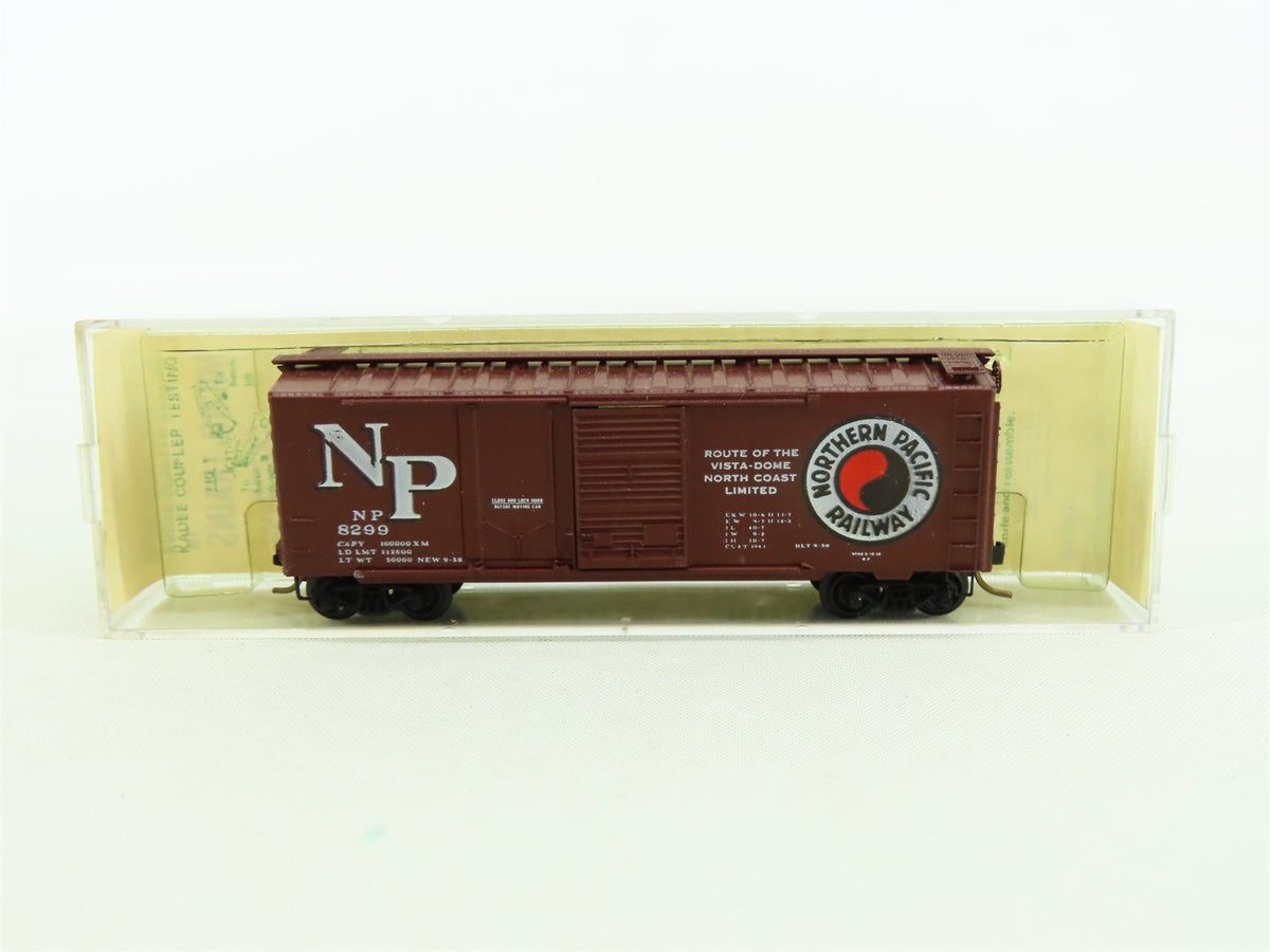 N Kadee Micro-Trains MTL #22177 NP Northern Pacific 40&#39; Boxcar 8299 - Blue Label