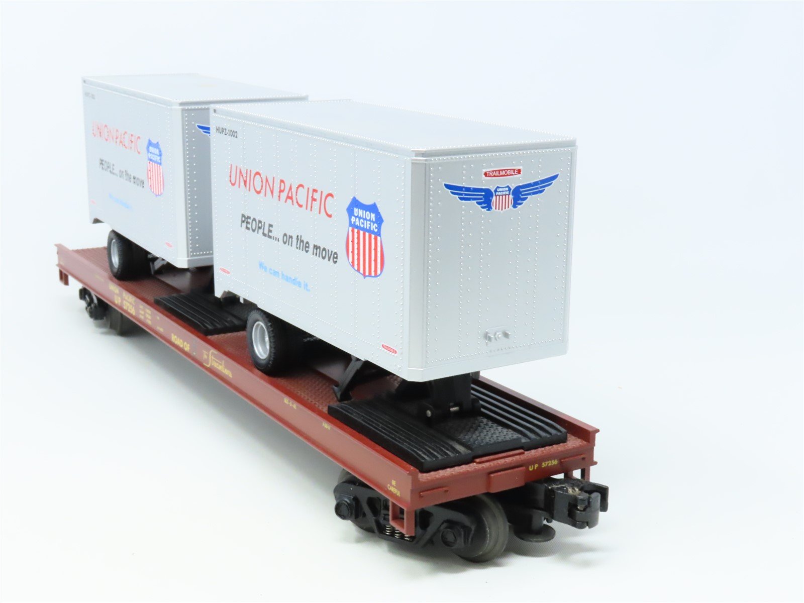 O Gauge 3-Rail MTH 20-98107 UP Union Pacific Flat Car #57256 w/20' Trailers