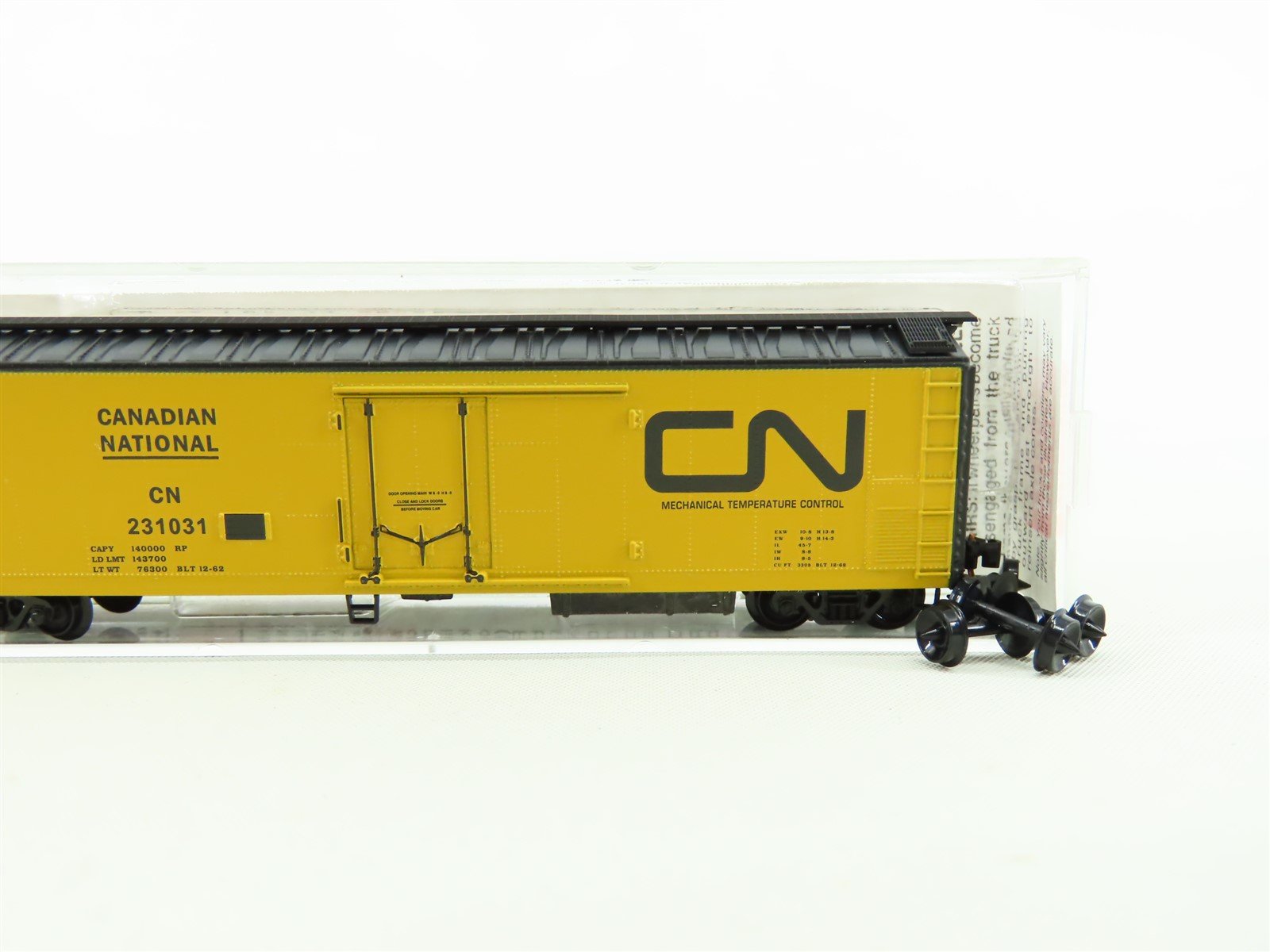 N Scale Micro-Trains MTL #06900180 CN Canadian National Mechanical Reefer 231031
